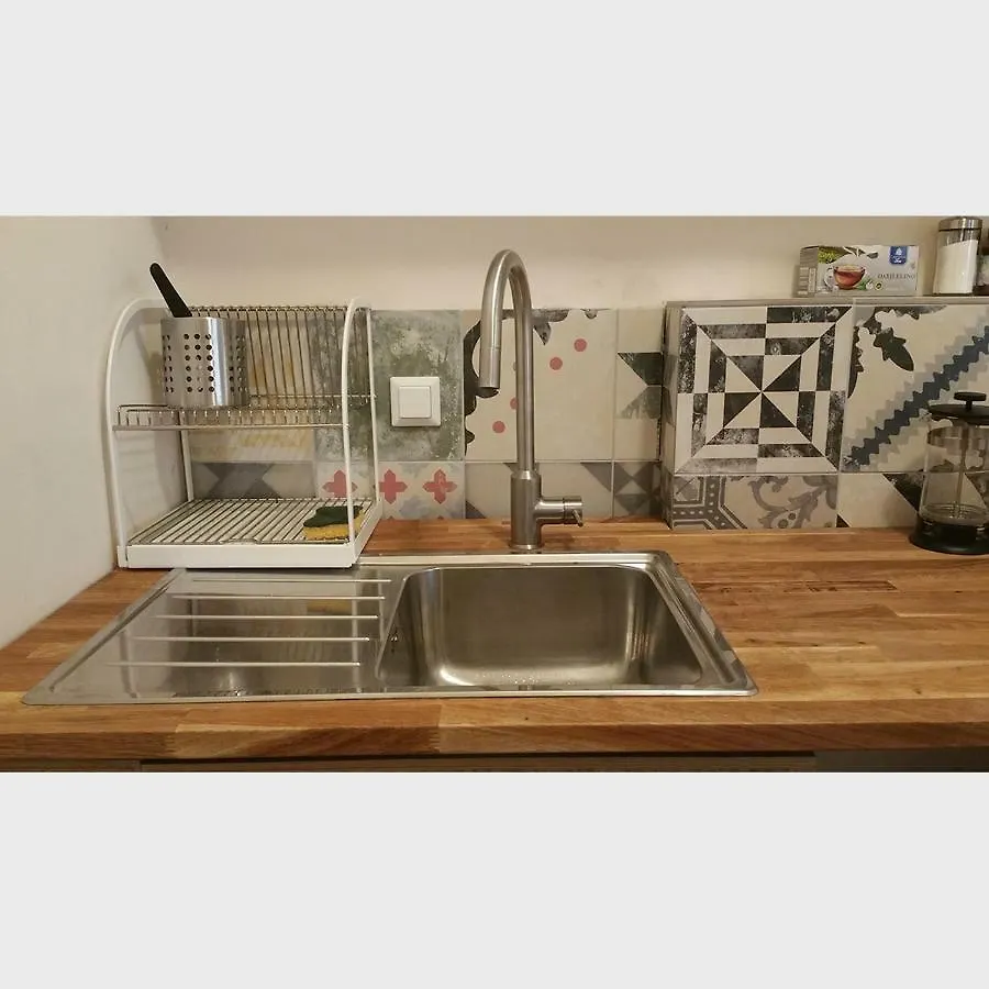 Hostel Lodgecity - Private Rooms B Berlin